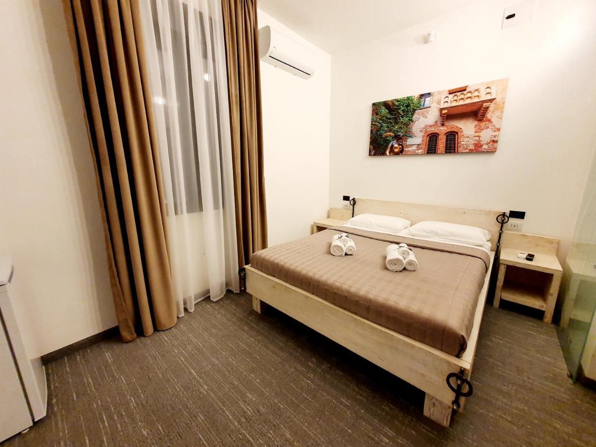 Camere Fiera Verona - Casanostra Екстер'єр фото